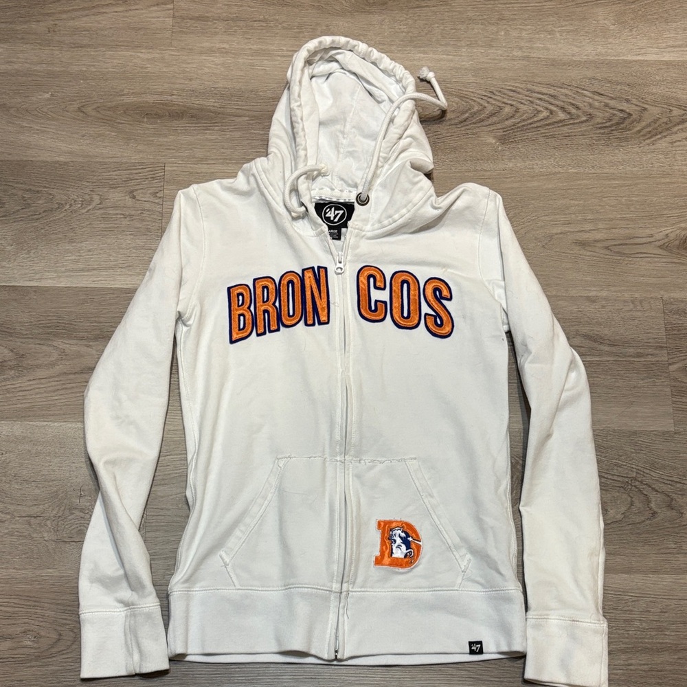47 Women’s White Broncos Zip-Up Hoodie